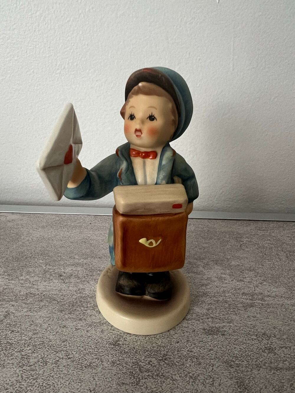 Vintage Goebel Hummel Signed Ellbote Postman Boy with Mail Bag TMK-7 No Box